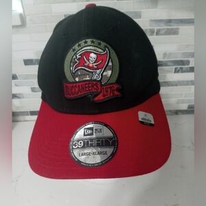 New Era 39Thirty NFL Tampa Bay Buccaneers Stretch Red Black Cap hat L/XL